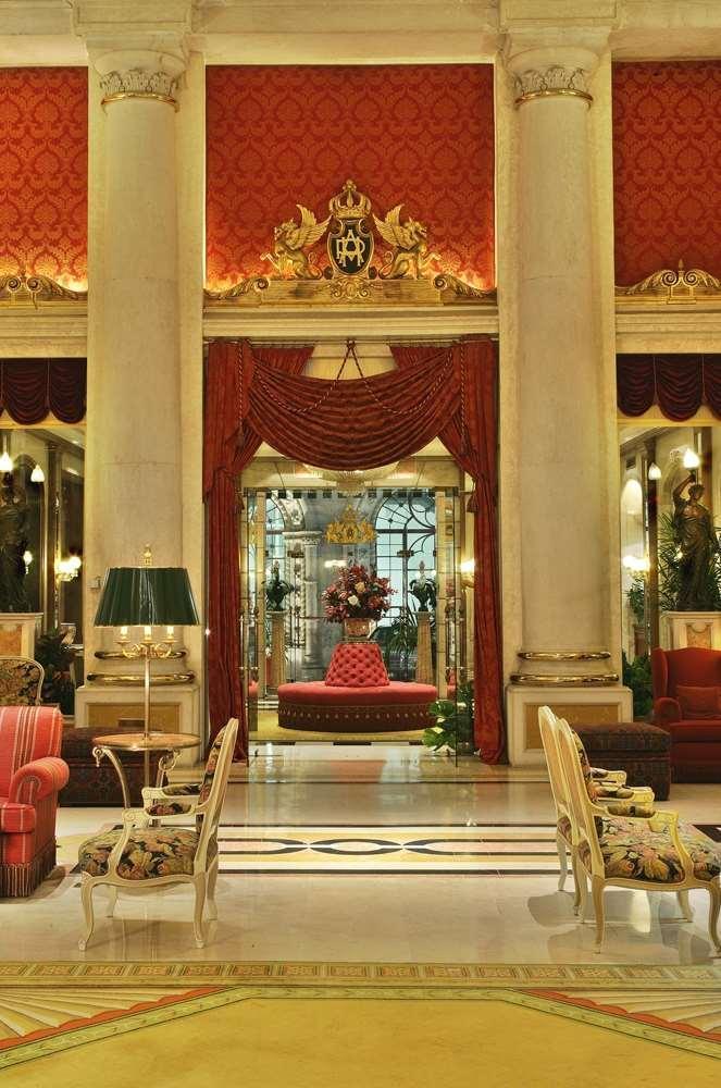 Hotel Avenida Palace Lisbon Luaran gambar The lobby of the hotel